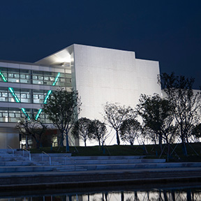 Linear Lights – Longreach Series